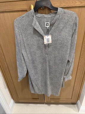 Anne Klein Black & White Micro Dot Tunic Blouse